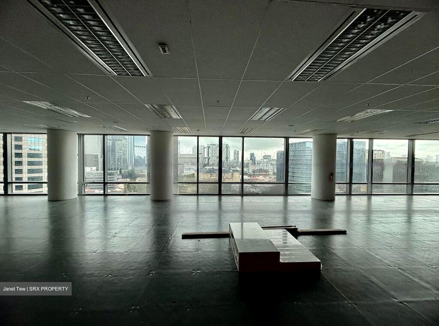 Capital Square (D1), Office #478359391